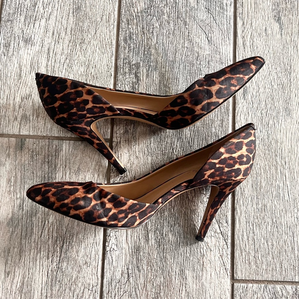 Vince Camuto Leopard Pumps 7